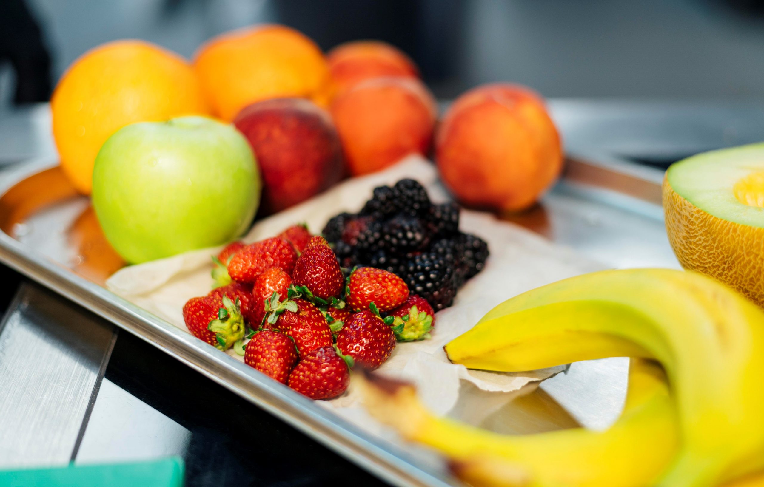 fruit-platter-FP Fruit platter illustrates blog "What Are the Best Fruits for Fiber?"