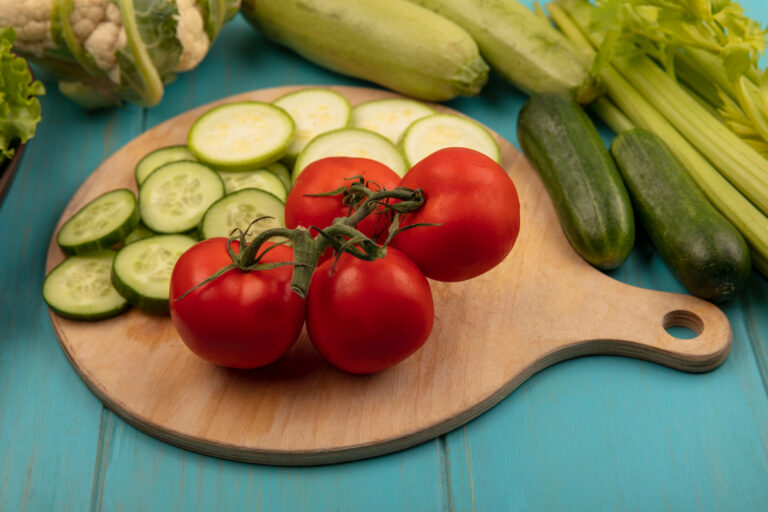 Fresh water-rich vegetables like cucumbers, tomatoes, and lettuce for better hydration