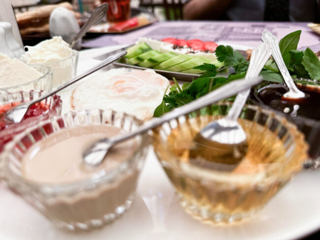 283 seasonal corporate catering with fresh California ingredients at a business even