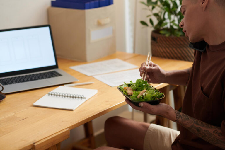 image-meal-prep-solutions-high-growth-companies-expanding-teams Meal Prep Solutions for High-Growth Companies and Expanding Teams with focus on meal prep solutions high-growth